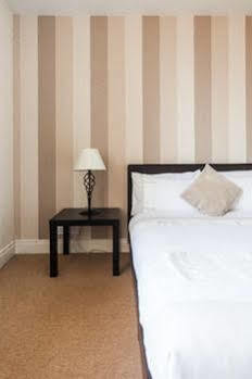 Park Lane Aparthotel