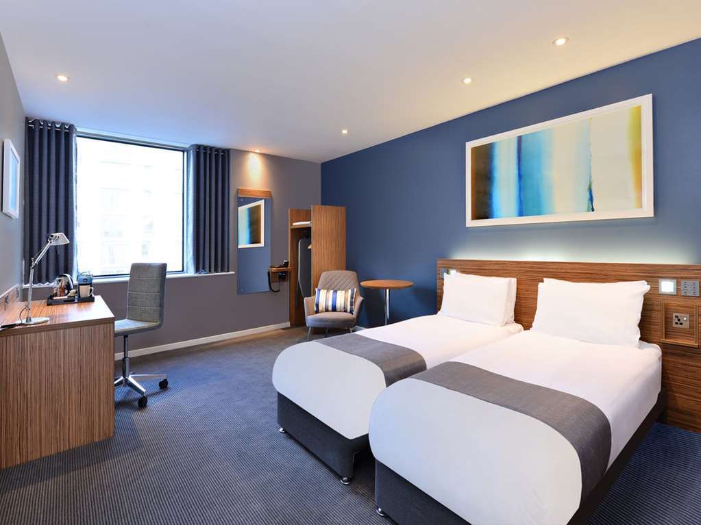 Travelodge Southwark Hotel 3*