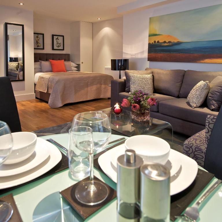 Fraser Aparthotel 4*