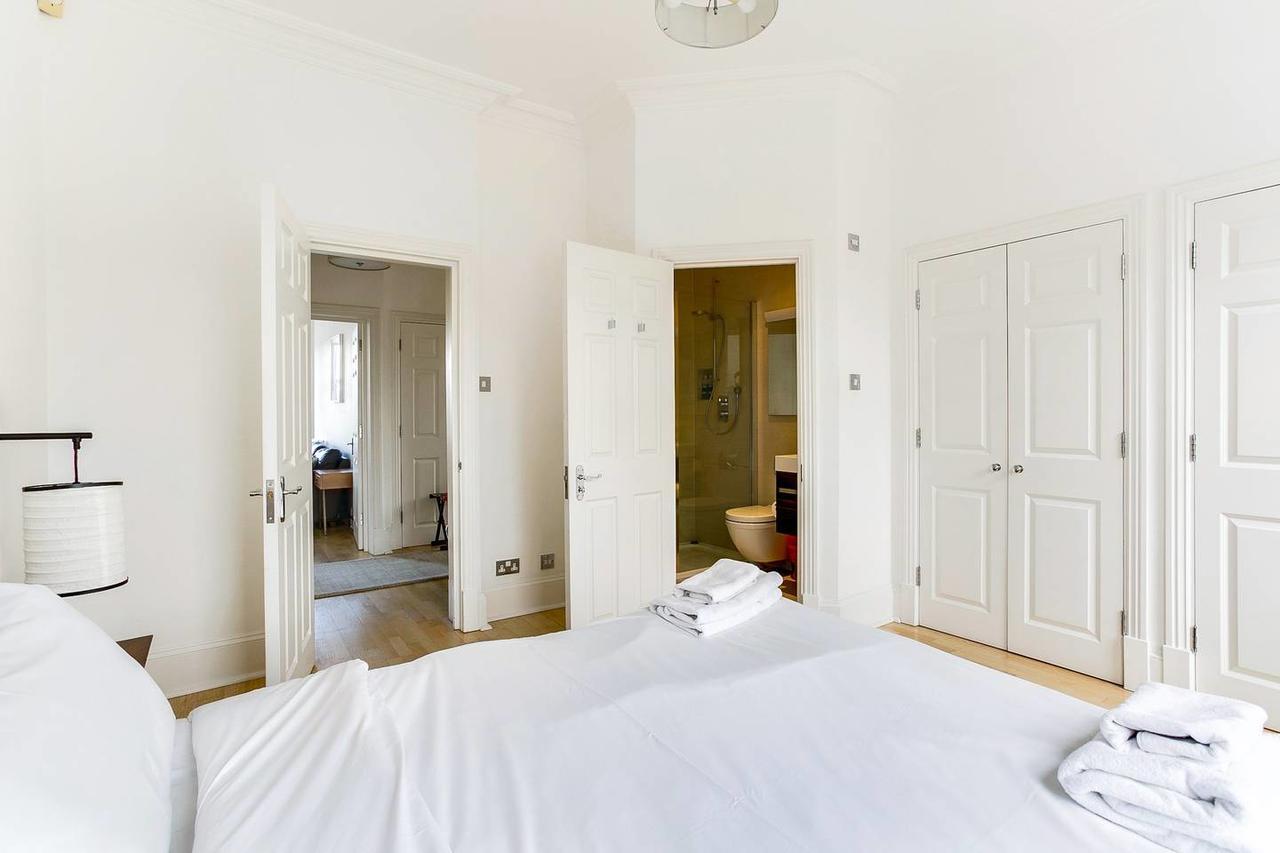 Guestready - Beautiful 2br In Wimbledon Village Wparking Apartment London