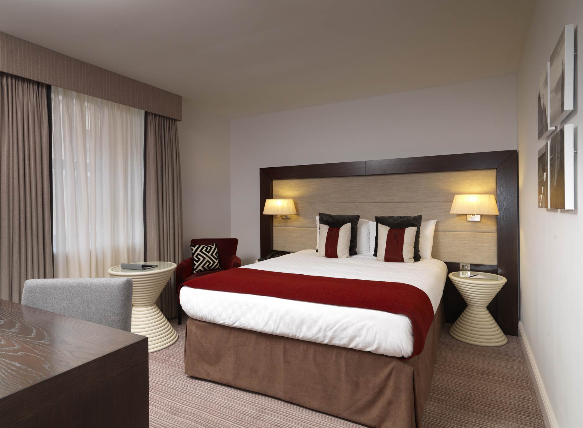 Thistle Holborn Hotel 4*