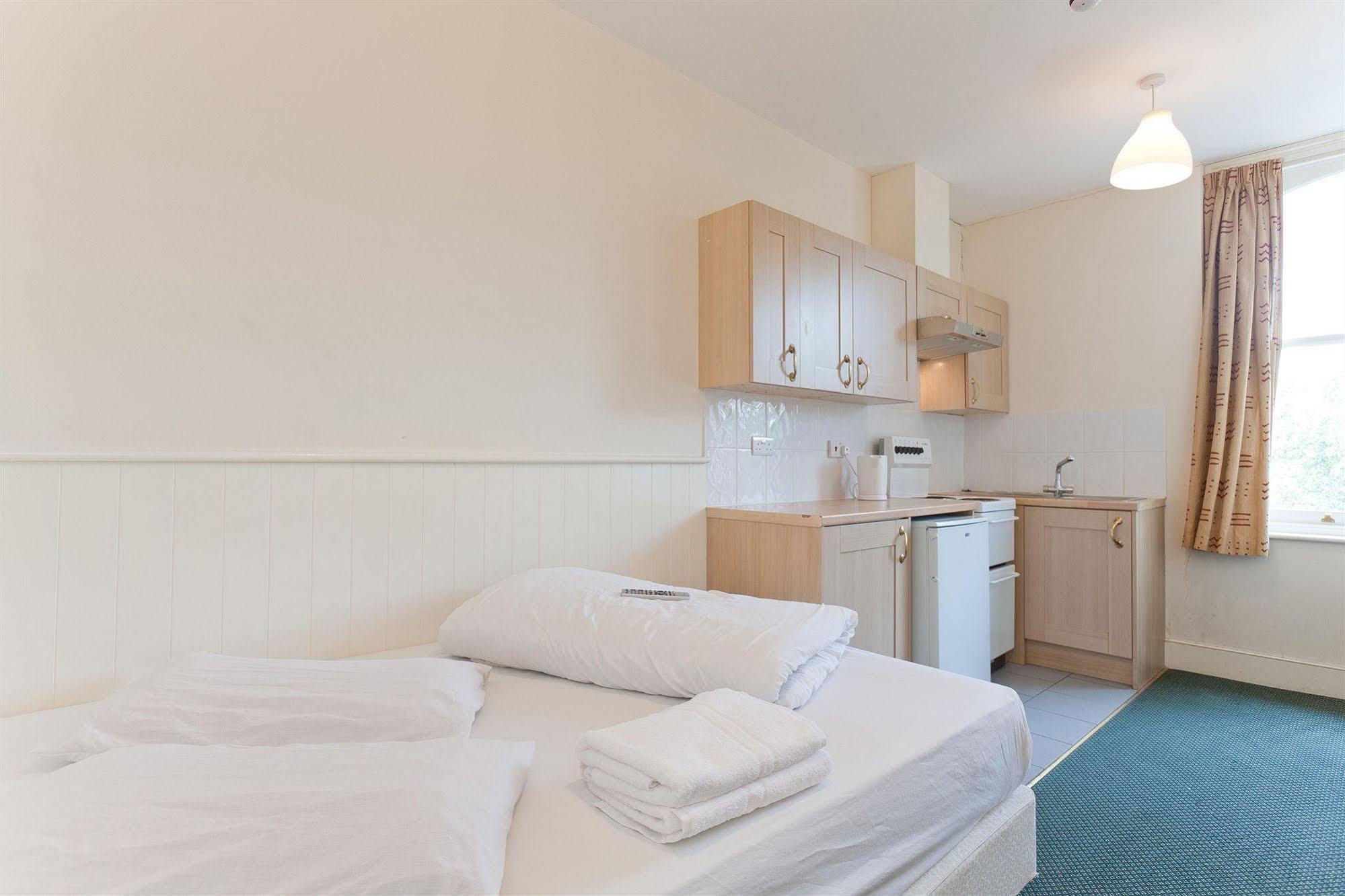 Welby Hotel 2*