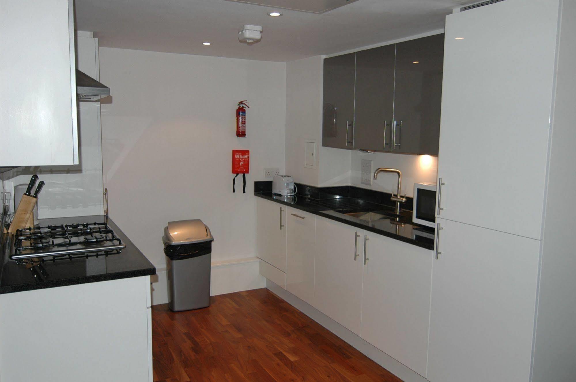 Access Camden Apartment *