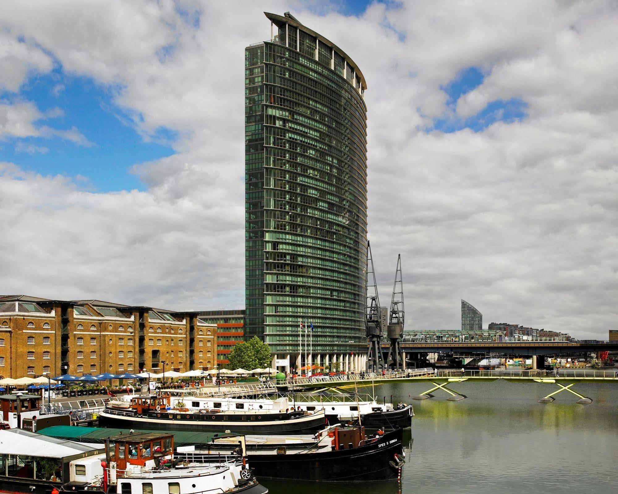 Hotel Marriott Executive London, West India Quay 5*