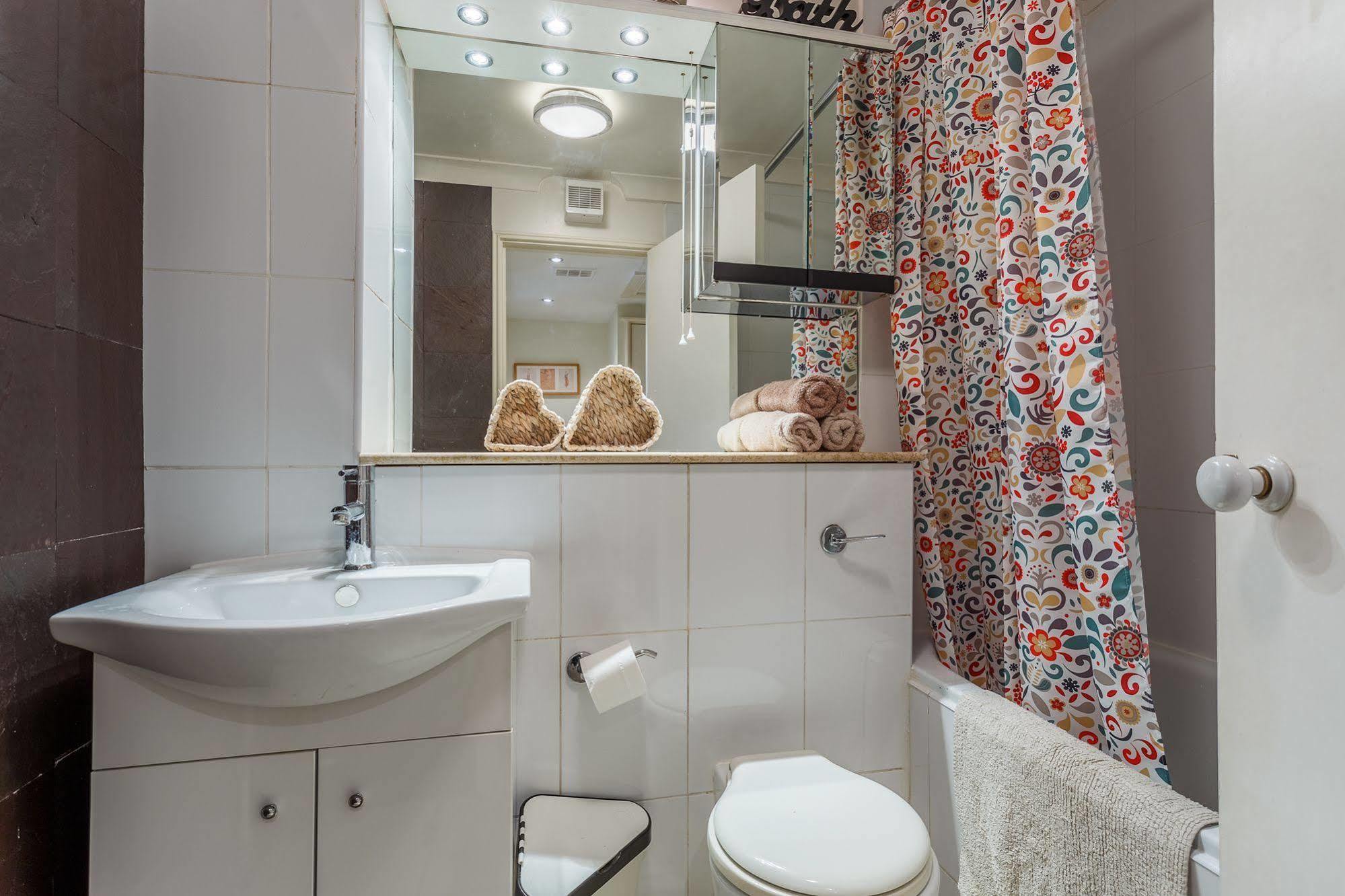 Tower Bridge Apartment London