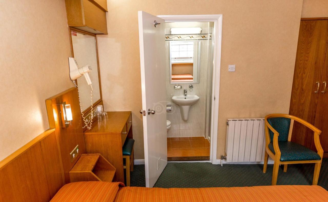 The Beverley House 2* London
