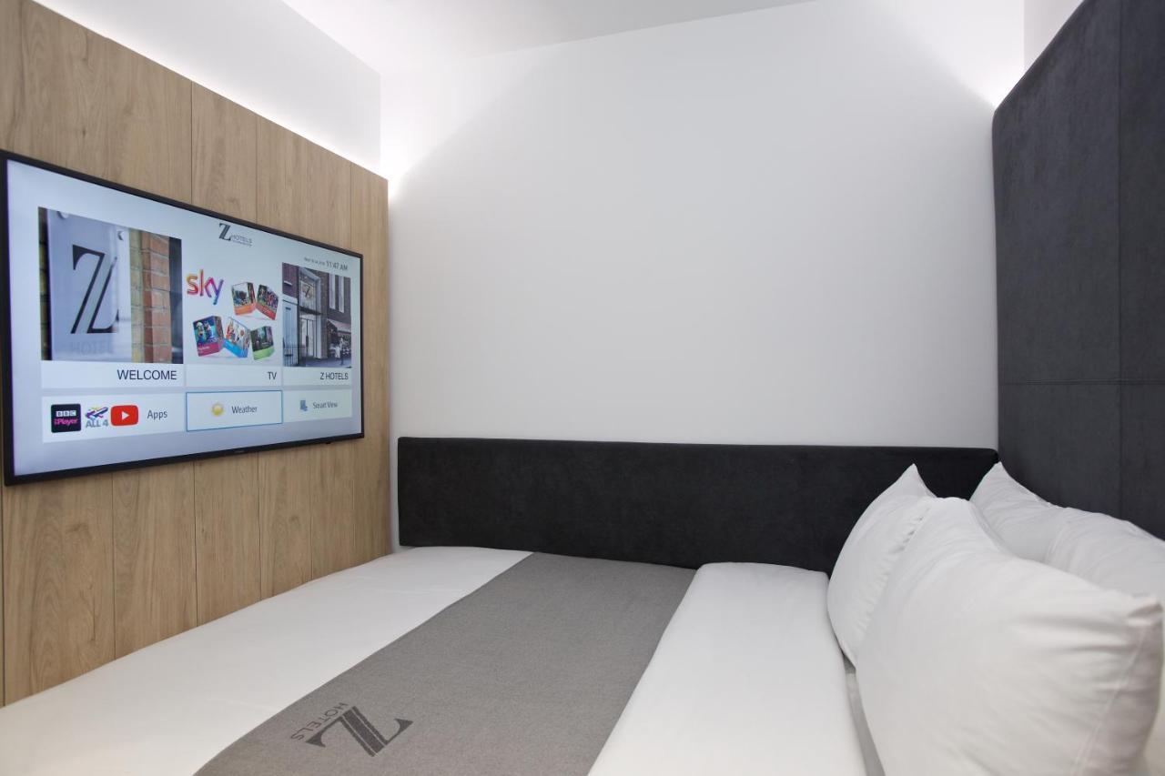 Z Tottenham Court Road 3* Londen