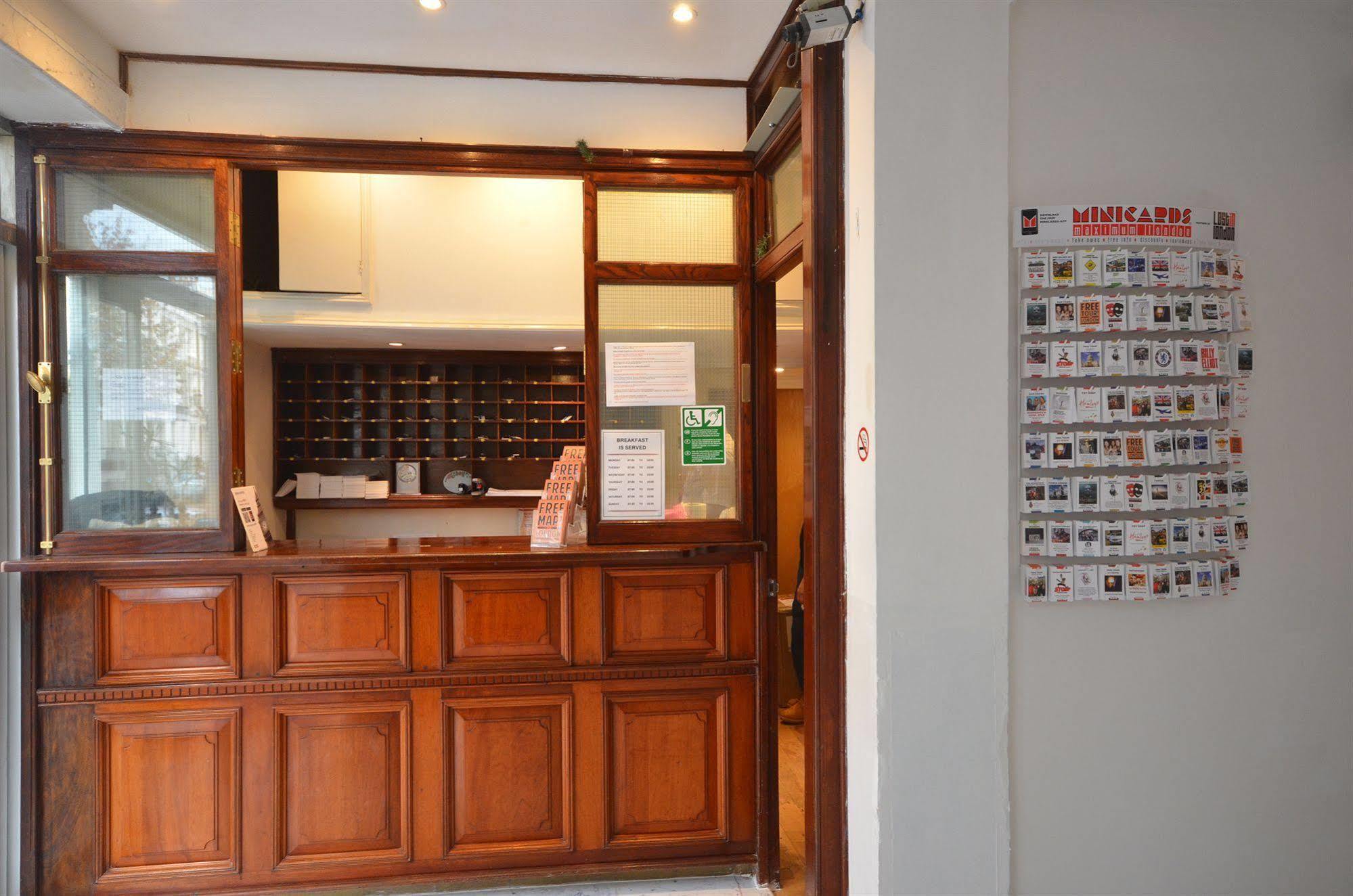 West Brompton Aparthotel 4*