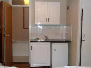 West Brompton Aparthotel