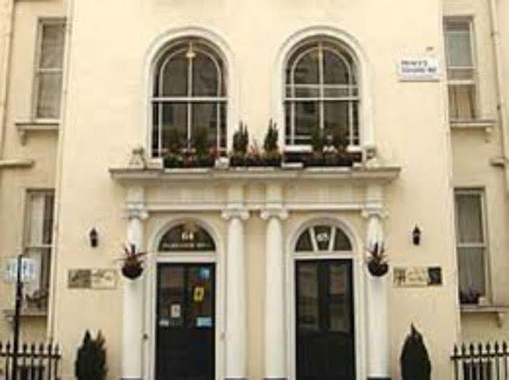 Palace Court Hotell