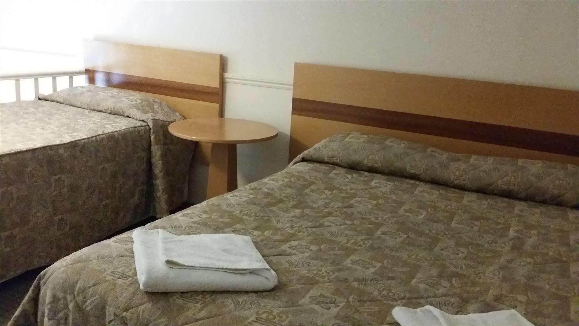 Palace Court Hotell