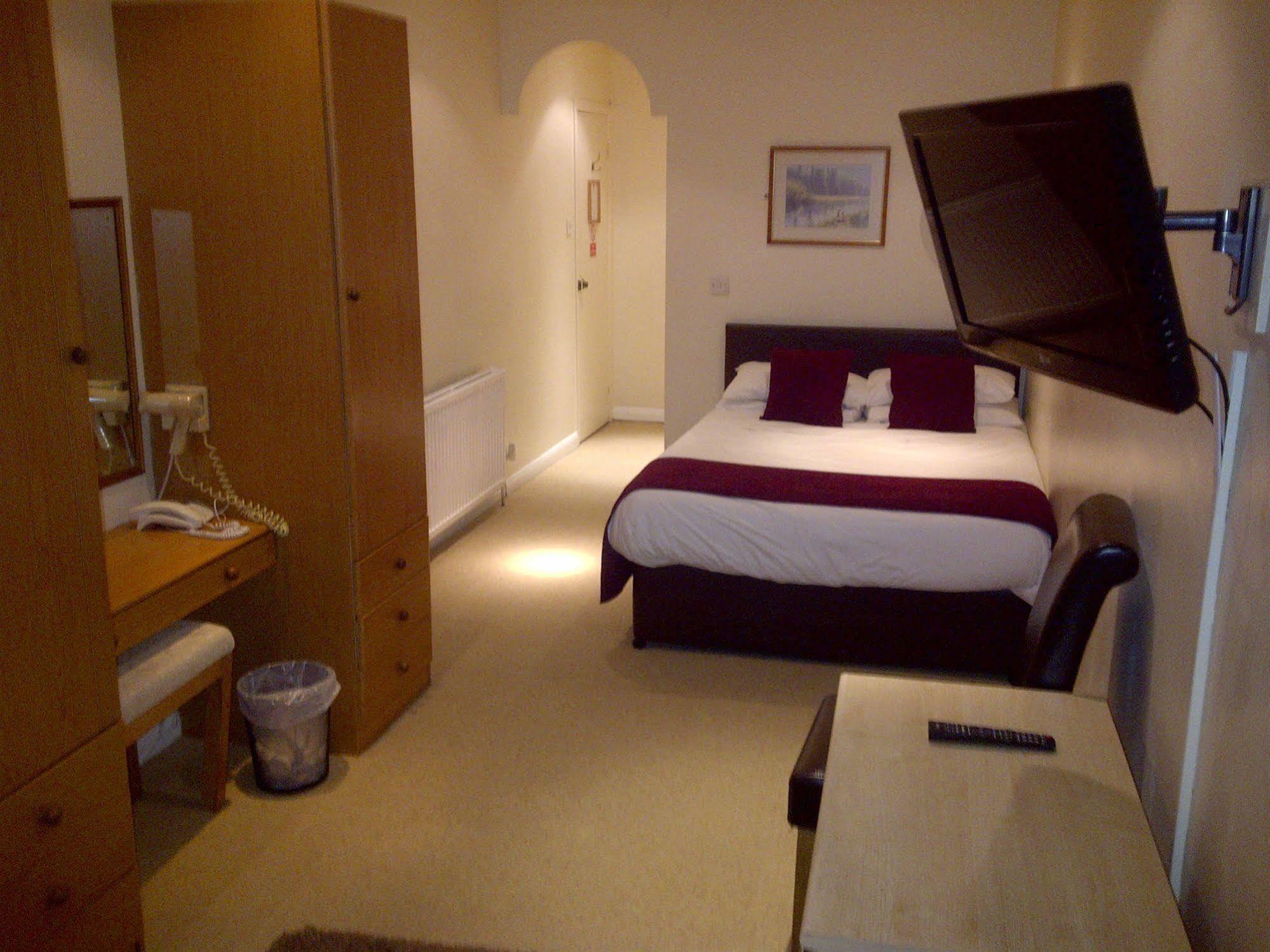 Hotel Rushmore 3*