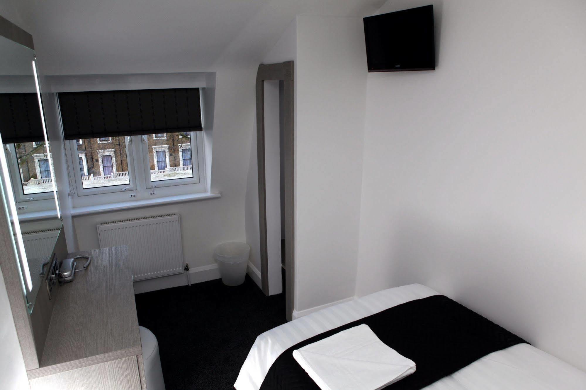 The Omega Hotell 3*