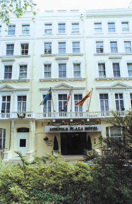 Hotel Norfolk Plaza 3*