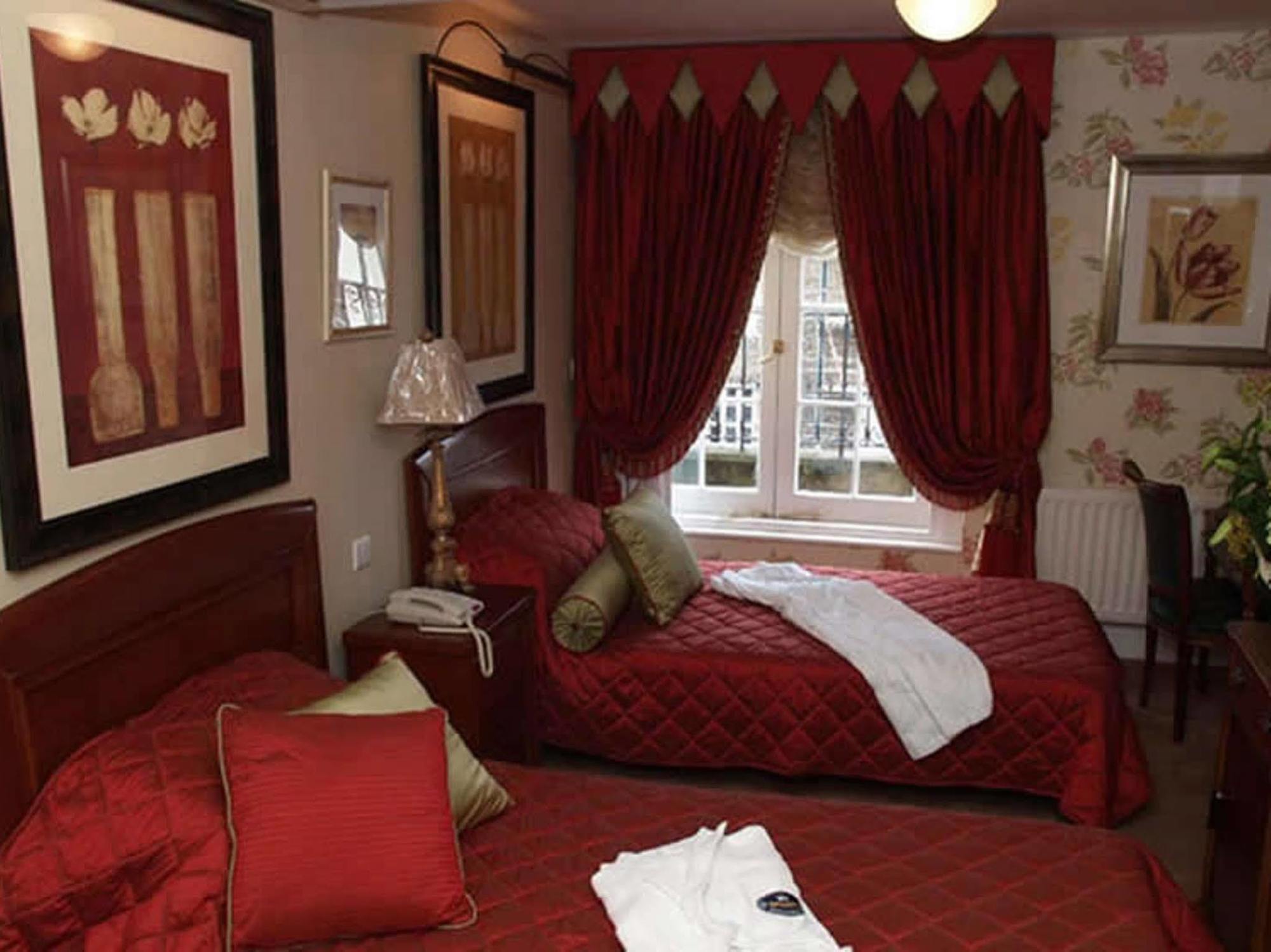 Opulence Boutique Hotell 4*