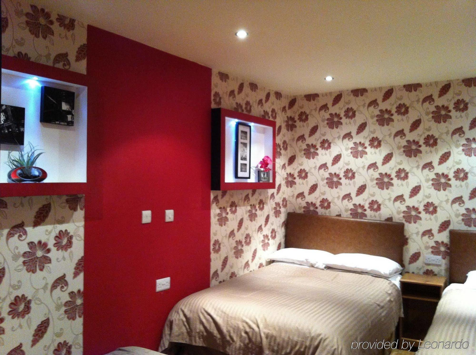 Linden House Hotell 3*