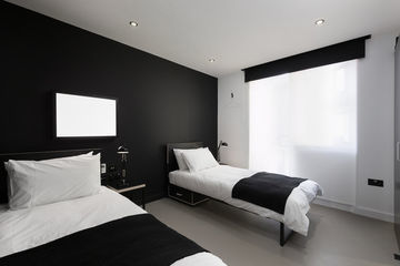 Kip Hotell 2*