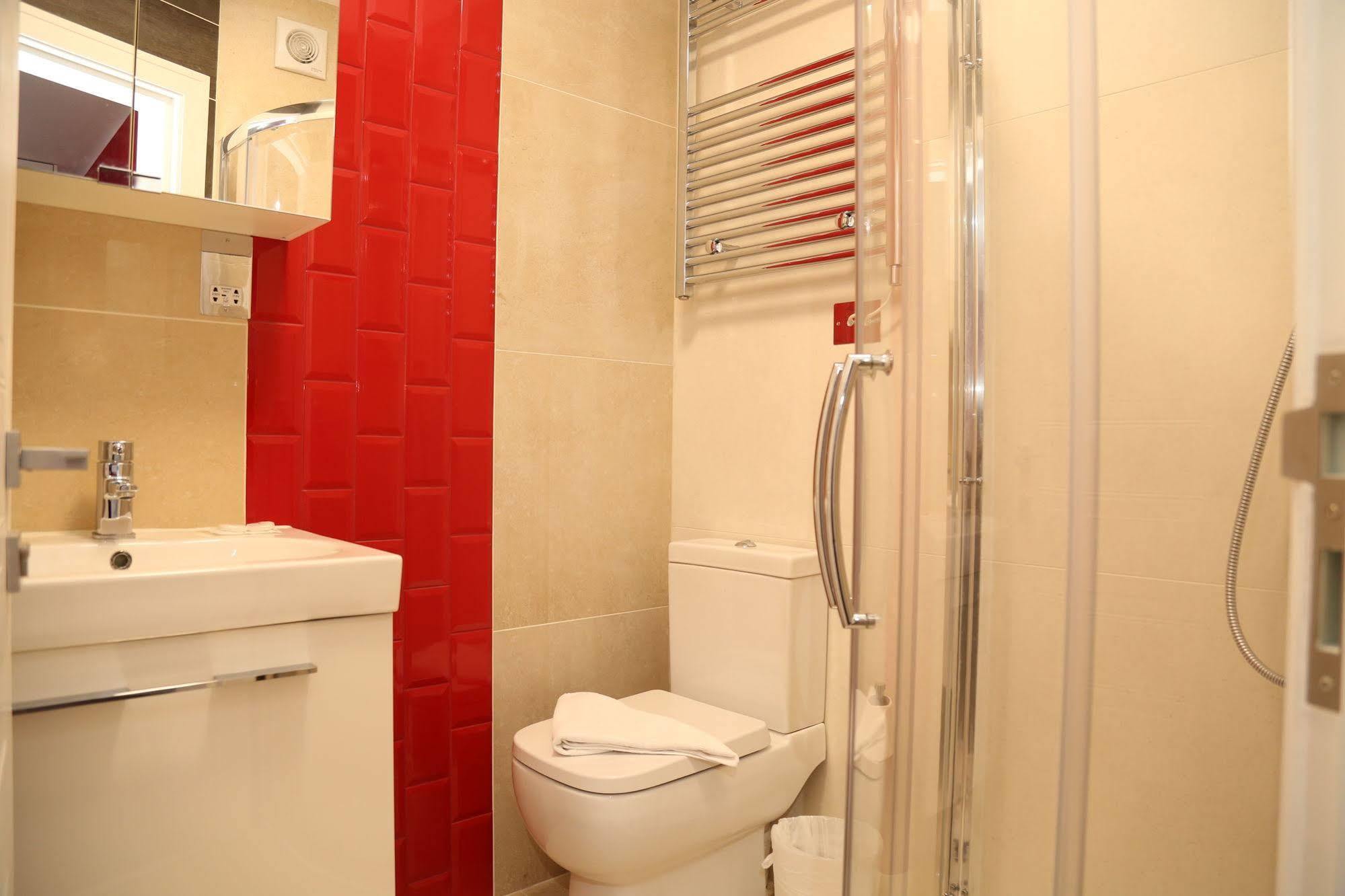 Wembley Park 3*