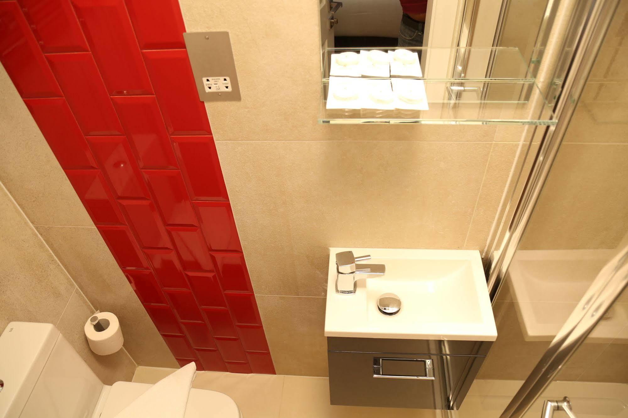 Wembley Park Hotel 3*
