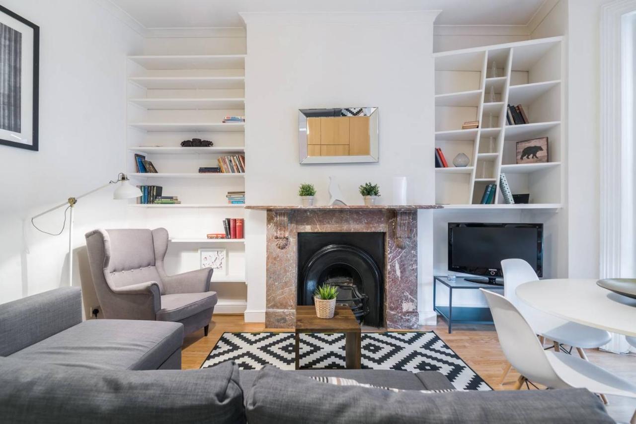 Leilighet 2br Spacious Flat In West Kensington Fits 6! *