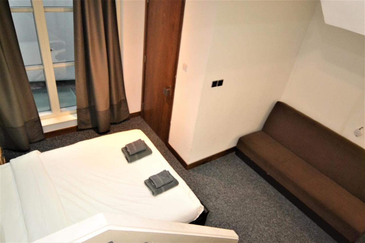 Apartment Bell House London
