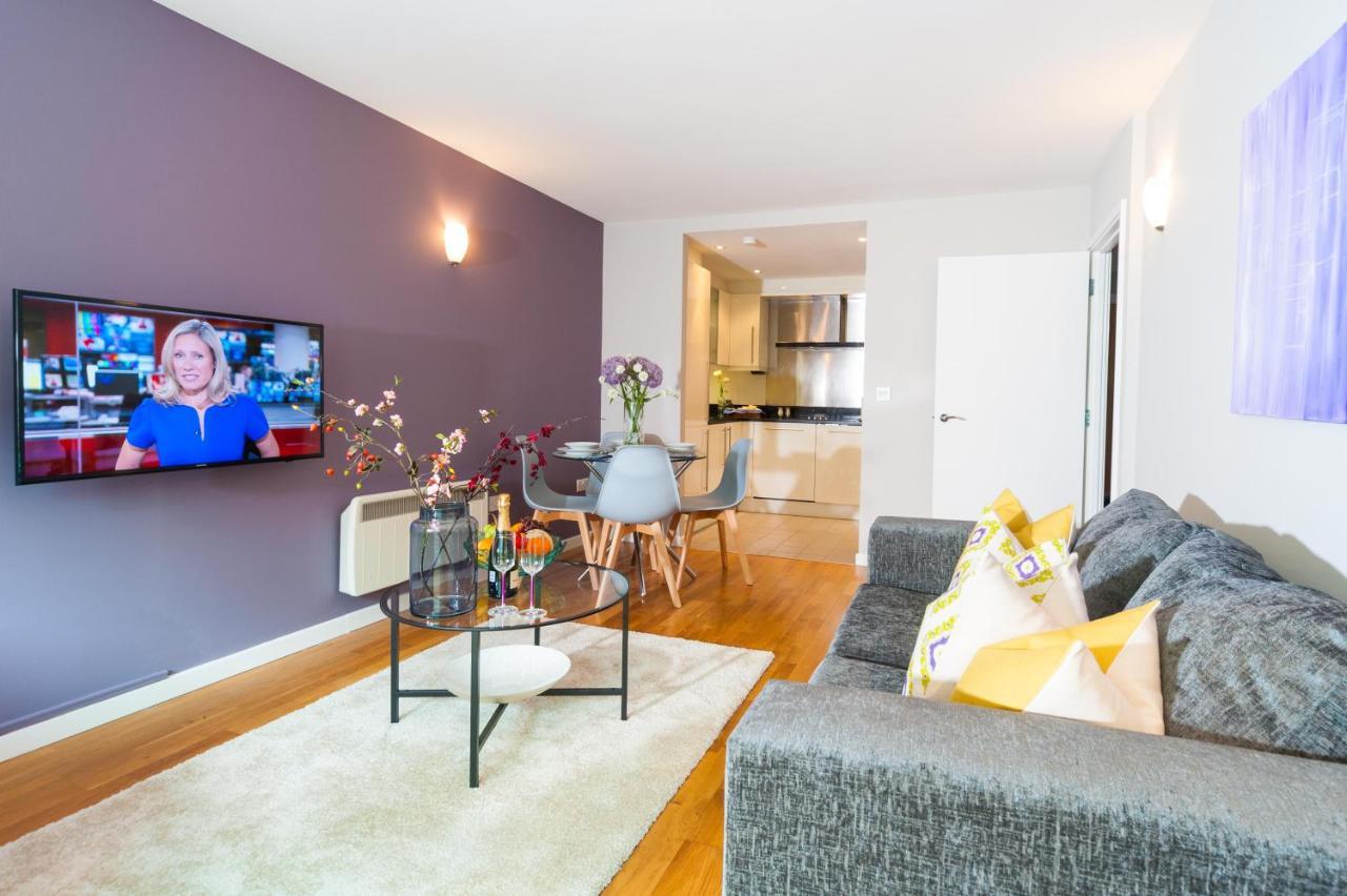 Apartment Premium By Excel London