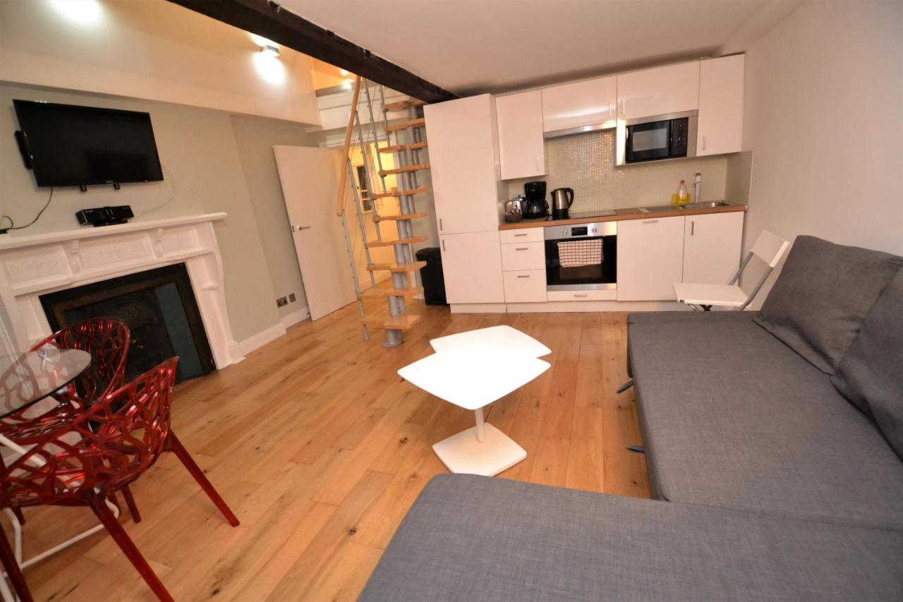 Loft Piccadilly Circle Apartment London