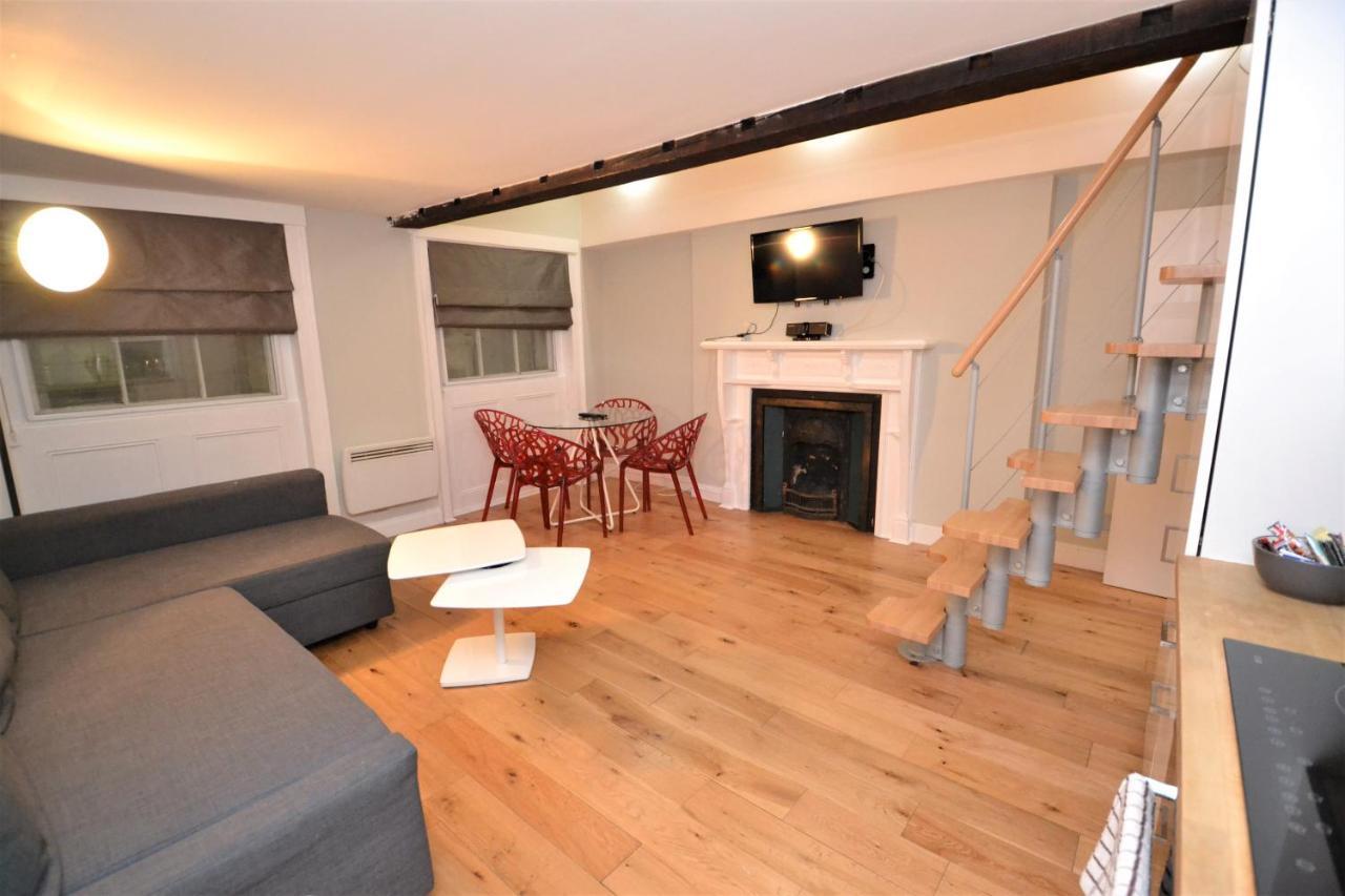 Loft Piccadilly Circle * London