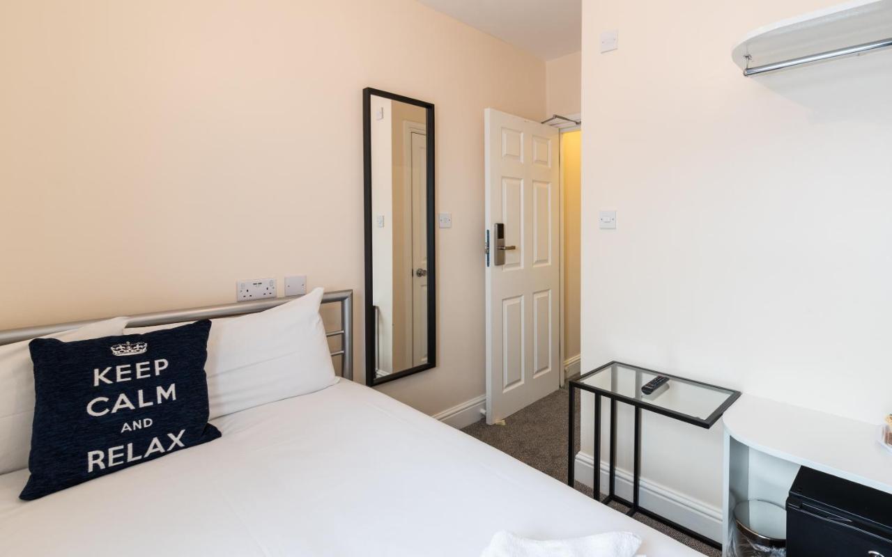 Royal By Saba Bed & Breakfast London