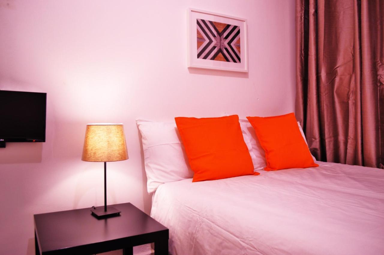 The Lion Head Hotell