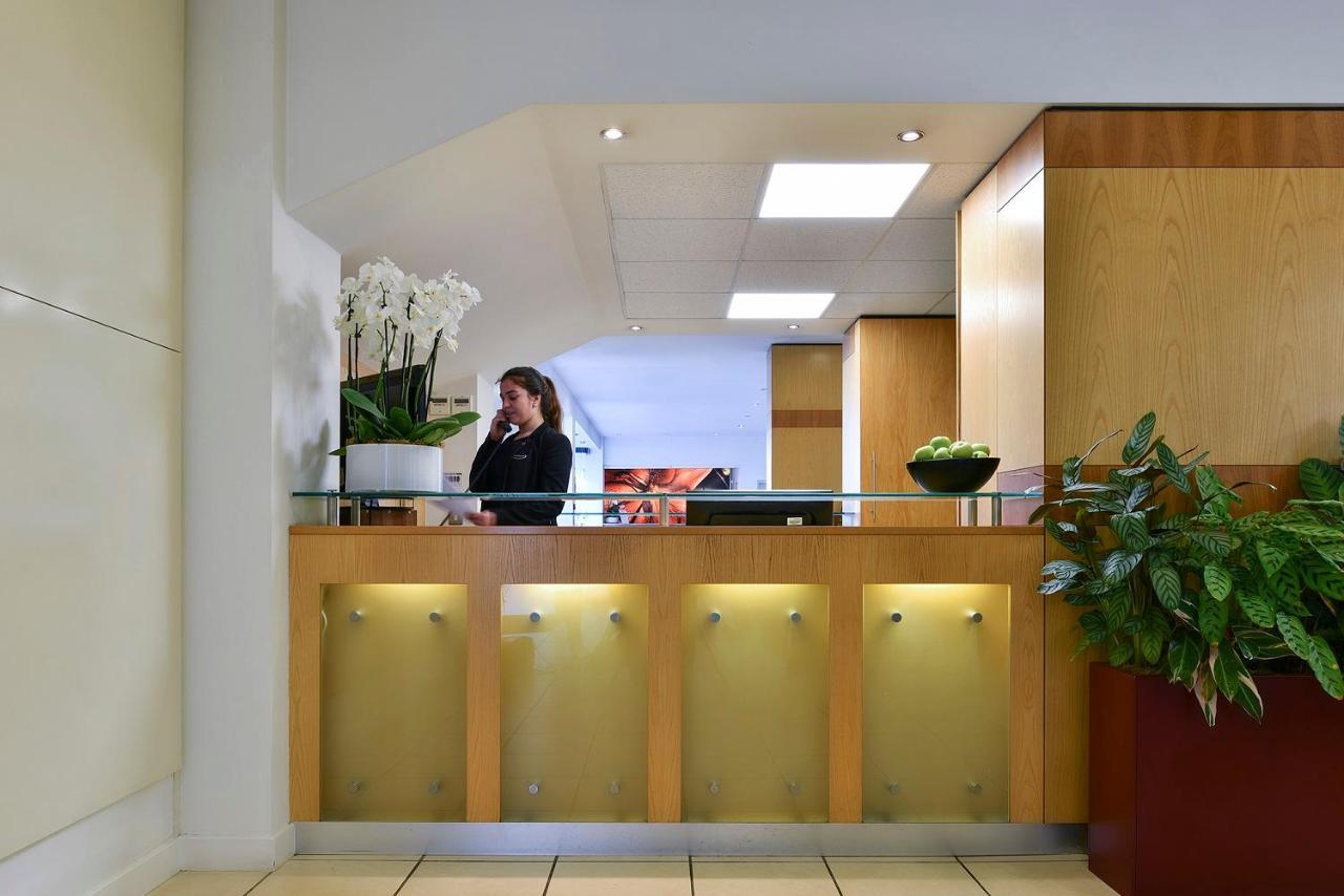 Apartment Fraser Place Canary Wharf London