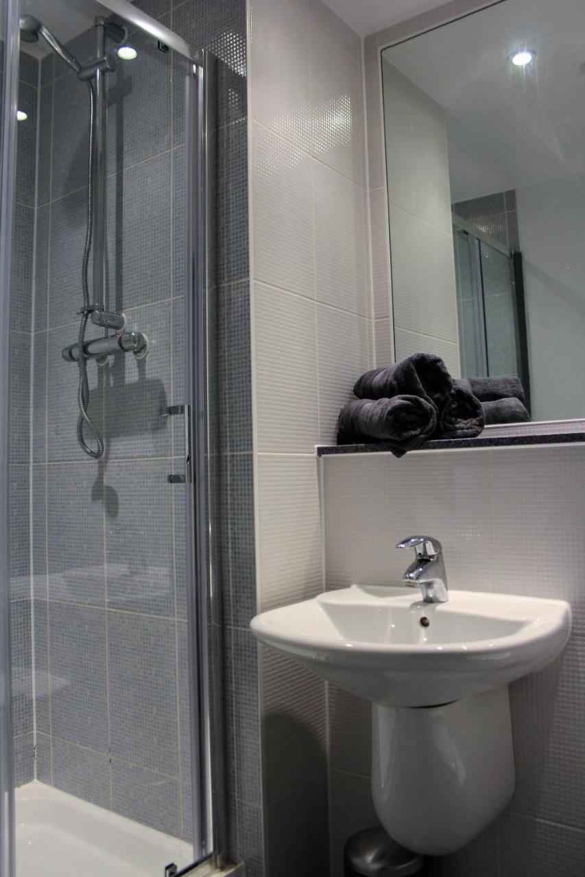 Spacious Family * London