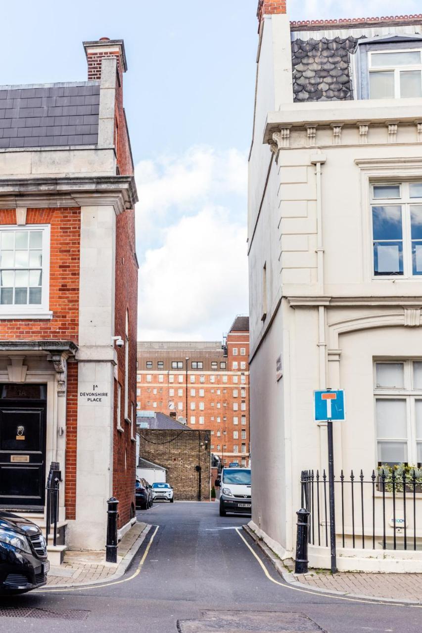 37 Devonshire Mews West * Londres