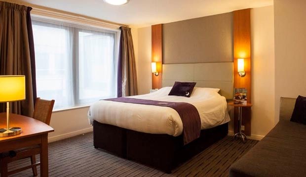 Premier Inn London Bank Hotel