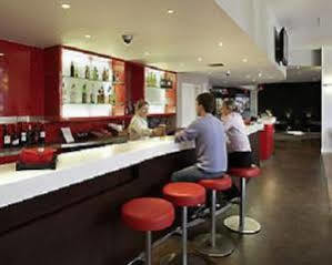 Hotel Ibis Stratford 3*
