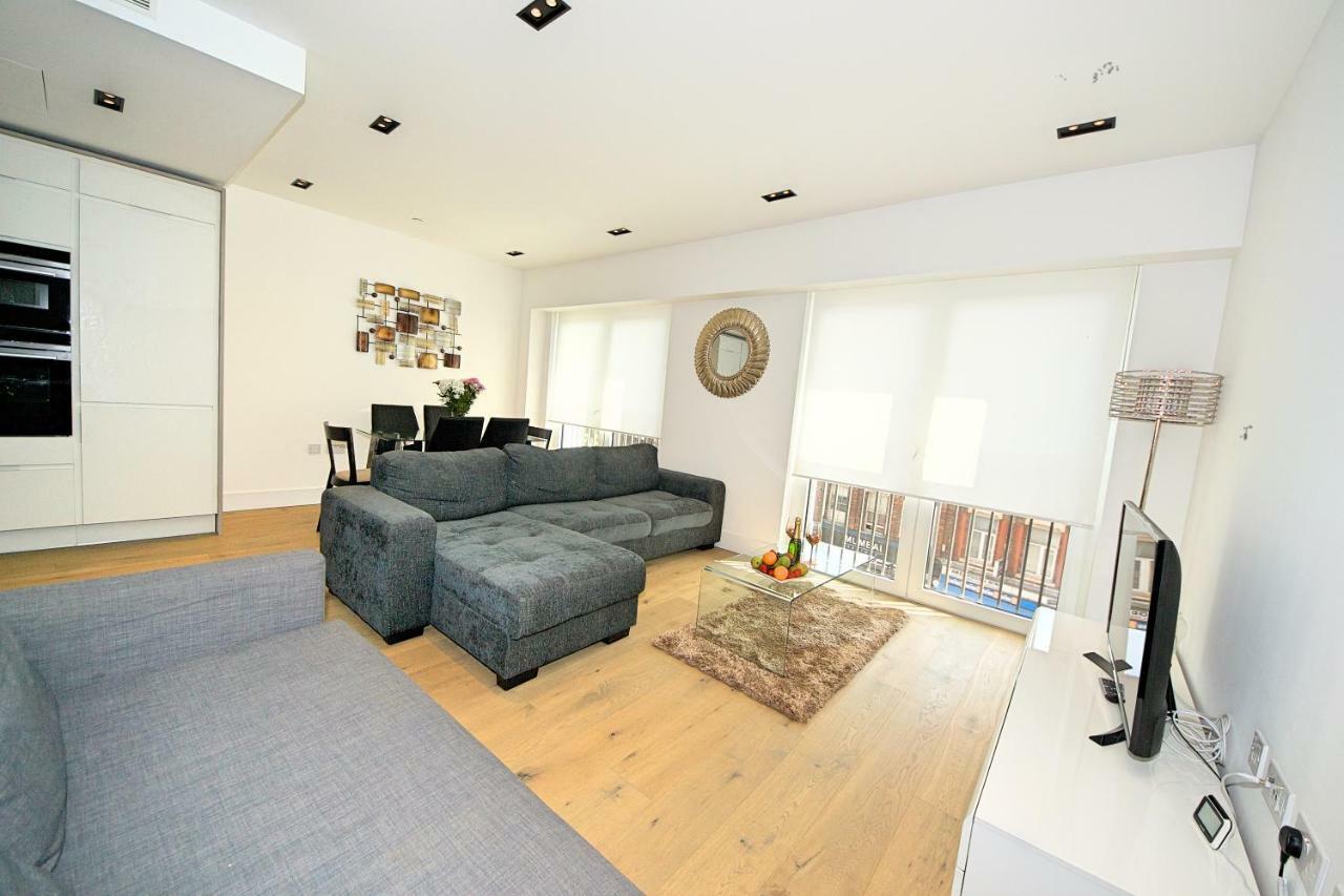 High End Vauxhall Apartment