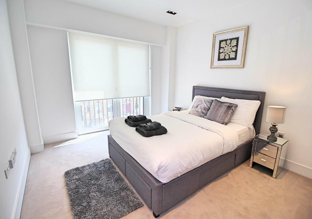 High End Vauxhall Apartment London