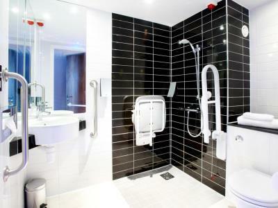 Express City, An Ihg Hotel London