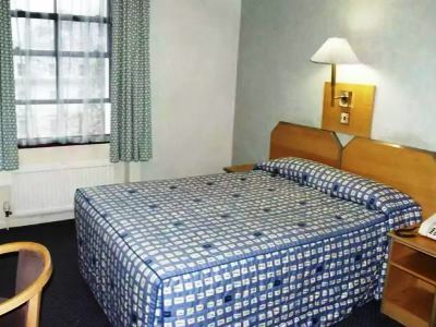 Norfolk Plaza Hotel 3*