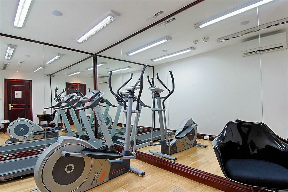 Hyde Park International Hotel 4*