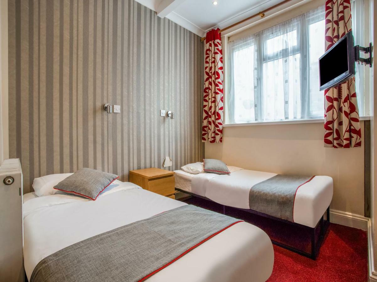 Oyo Lifestyle Golden 3*