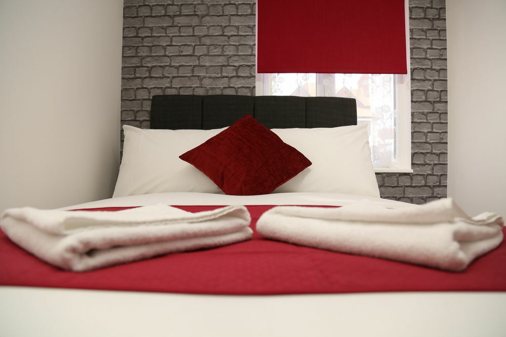 Hotel Wembley Park 3*