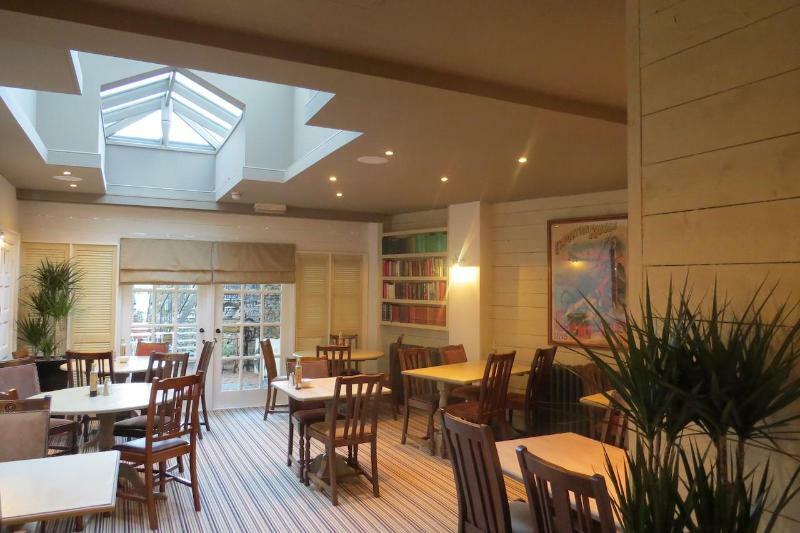 The Kings Head Hotel 4* London