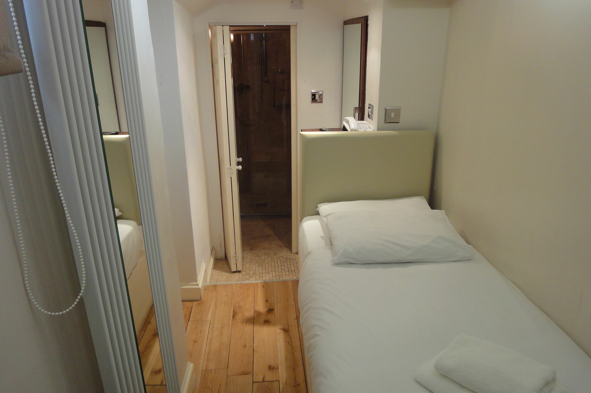 Apartment Dylan Earls Court *