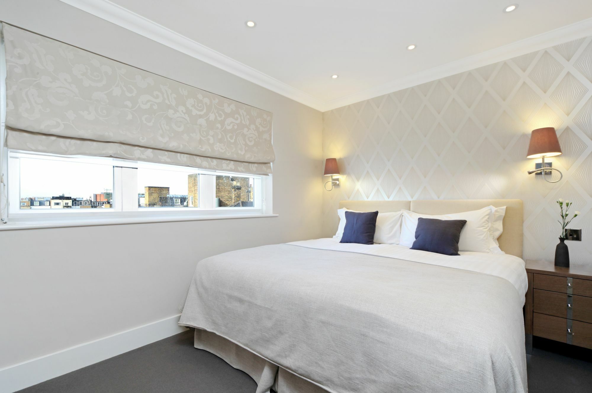 Ashburn Court 4*