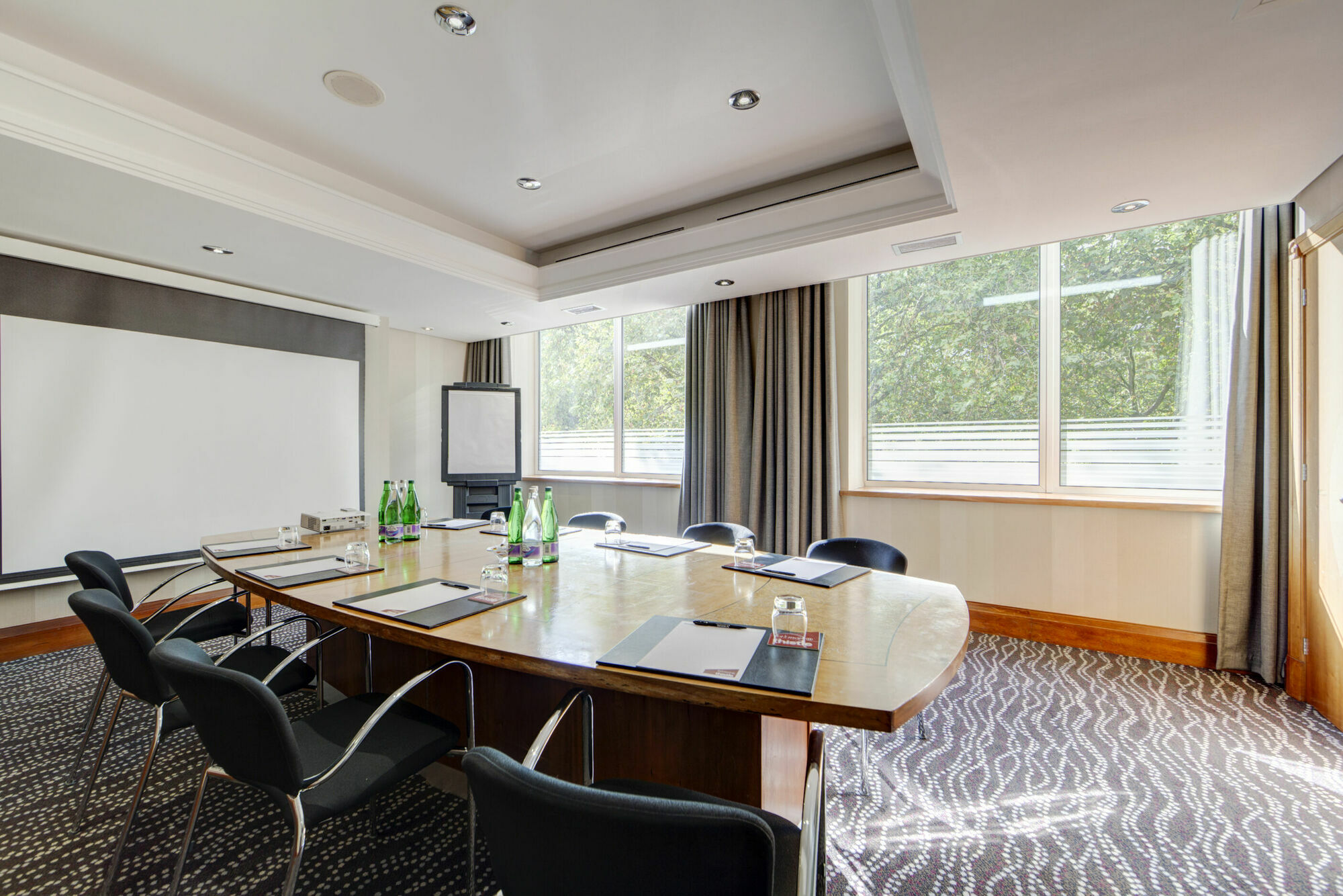 Hotell Thistle Hyde Park Kensington Gardens 4*
