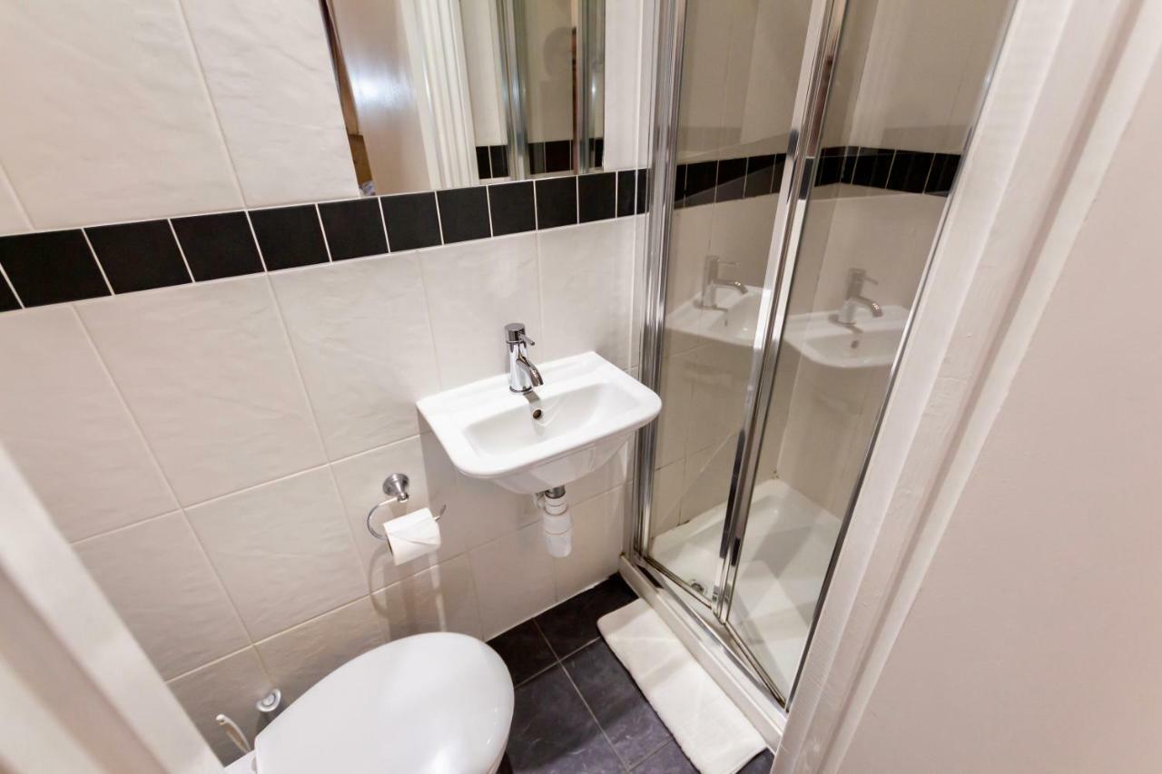 Hotell Oyo Tamtam Acton