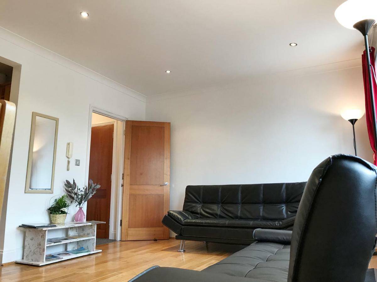 Apartment Archway
