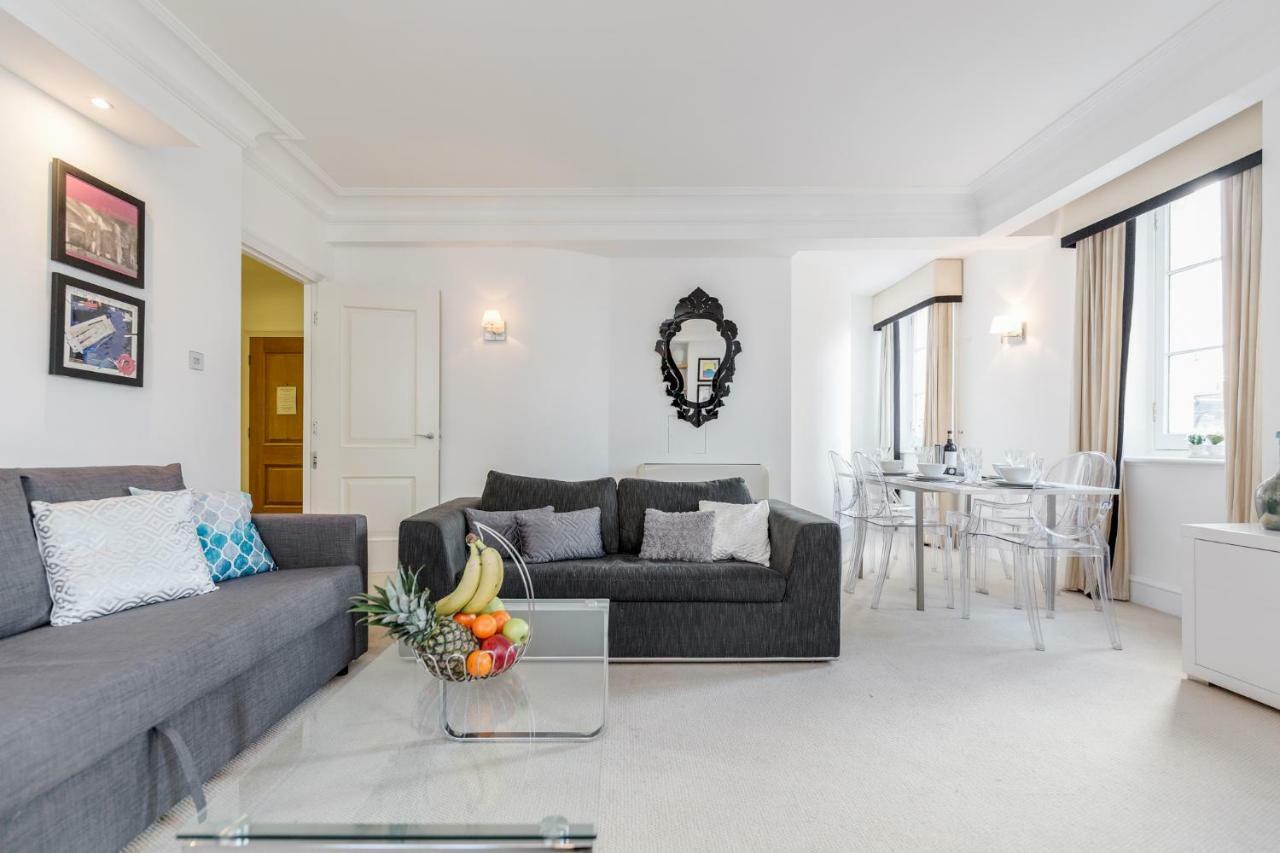 Outstanding Trafalgar Penthouse, Sleeps 8