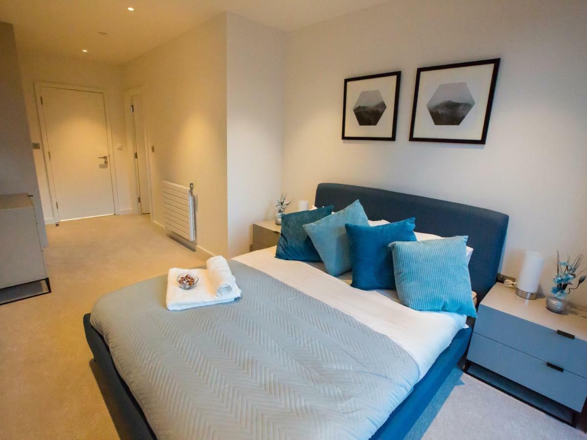 Gigli Luxury Wembley * London